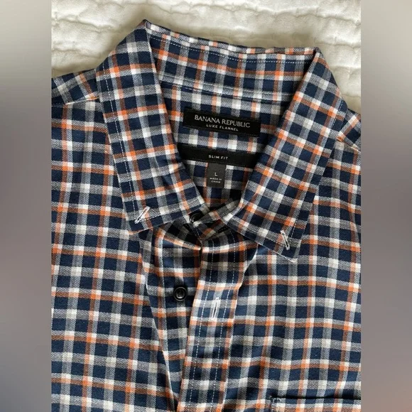 Banana Republic Slim-Fit Luxe Flannel Shirt - Picture 3 of 5